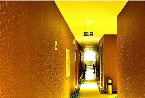 Xishuangbanna Jinjiangnan Business Hotel