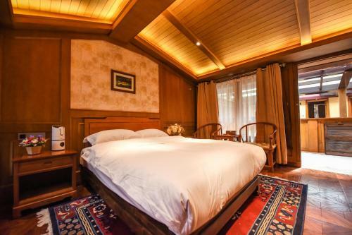 Albergue Nan Ka Ming Dian Hotel