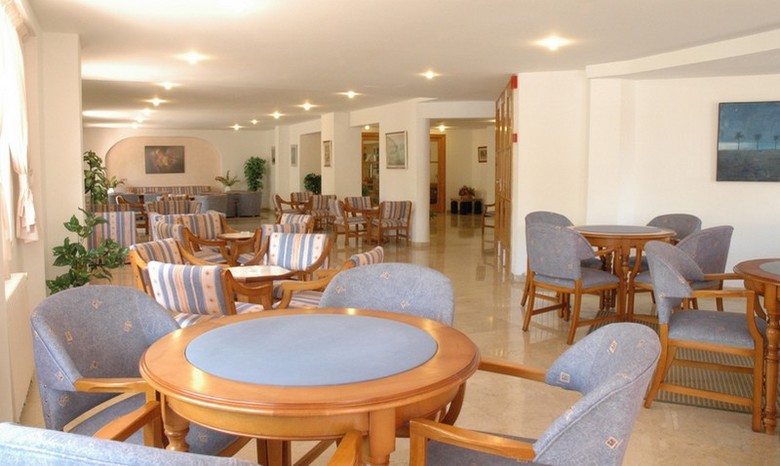 Hotel Tora