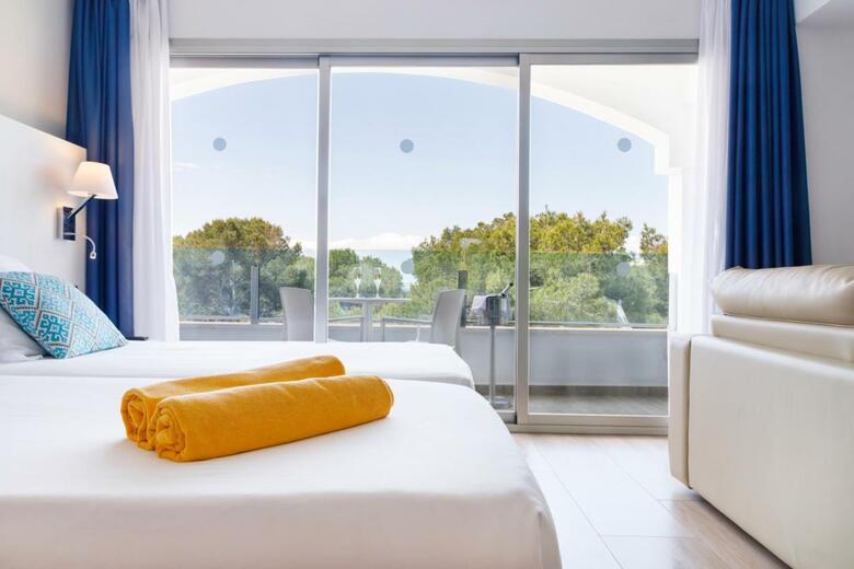 Mar Hotels Alcanada