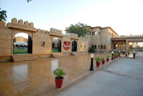 Hotel Gorbandh Palace