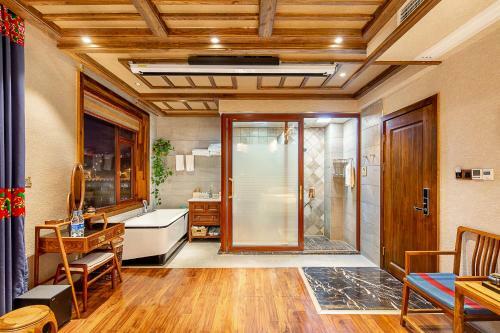 Hostal Riverside Boutique Guesthouse