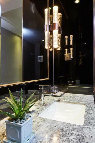 Insail Hotel (shenzhen Dongmen Branch)