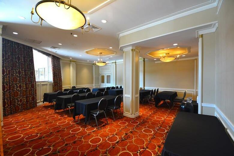 Ramada Hotel And Conference Center