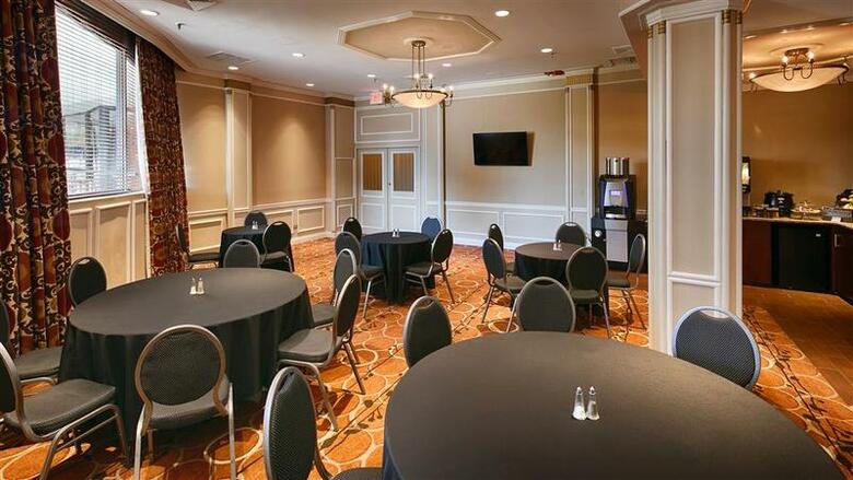 Ramada Hotel And Conference Center