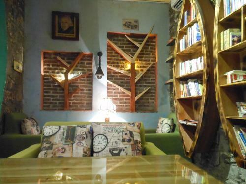 Yangshuo Backpacker Youth Hostel