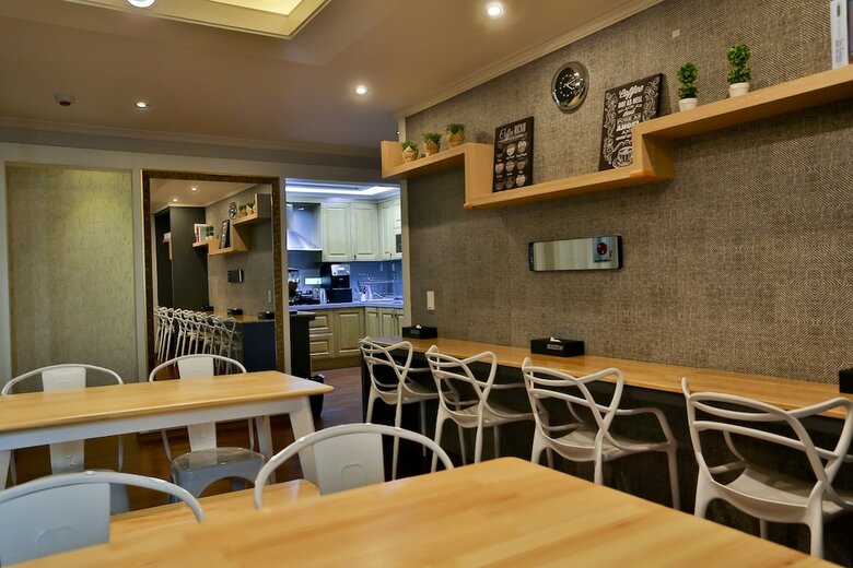Hostal Ezstay-nampo