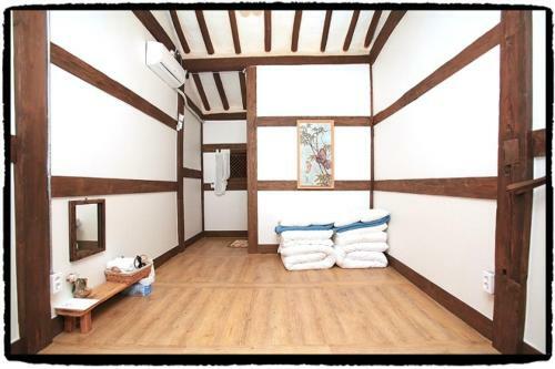 Hostal Dowon Guesthouse