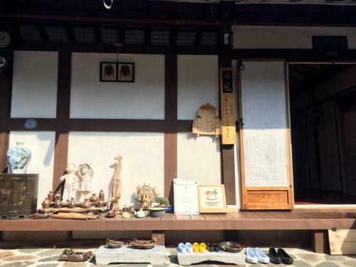Hostal Inyeon Hanok Guesthouse