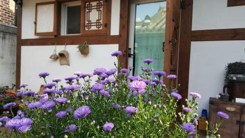 Hostal Inyeon Hanok Guesthouse