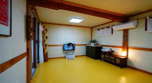 Hostal Beautiful Garden Hanok Guesthouse