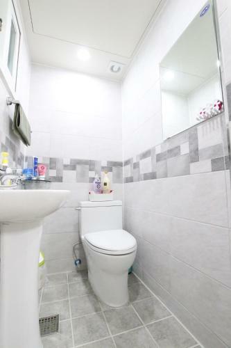 Apartamento House In Hongdae 4