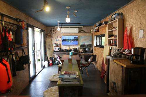 Hostal Basecamp Guesthouse