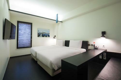 Golden Tulip M Hotel