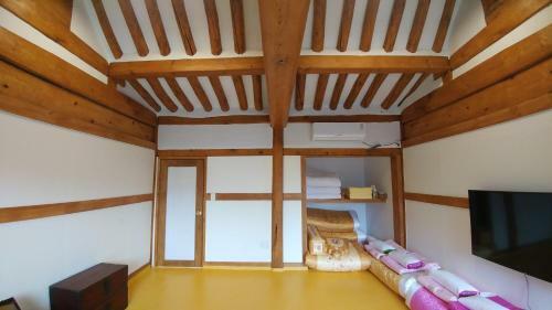 Hostal Sophia Hanok Guesthouse