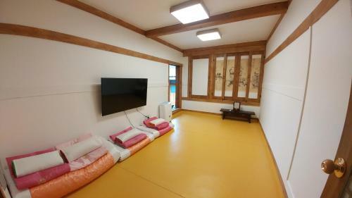 Hostal Sophia Hanok Guesthouse