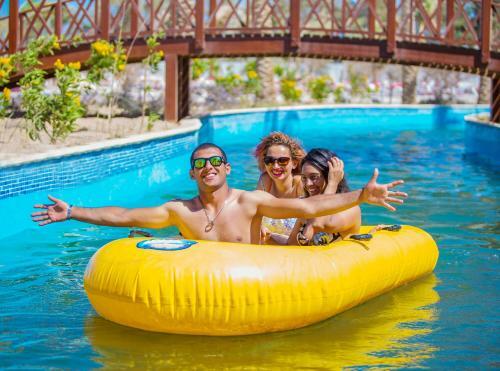 Hotel Emerald Aqua Park City
