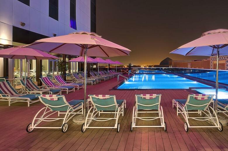 Hotel Premier Inn Dubai Ibn Battuta Mall