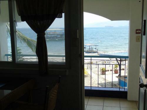 Hotel Blue Rock Resort