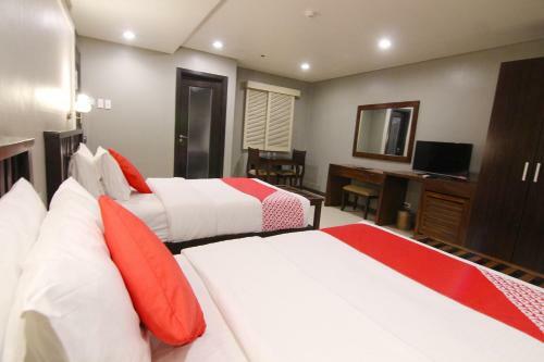Artina Suites Hotel