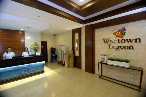 Hotel Mo2 Westown Lagoon Coron
