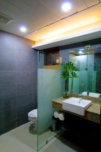 Hotel Coron Soleil Garden Resort
