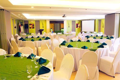 Alpa City Suites Hotel