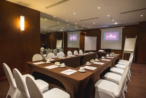 City Garden Hotel Makati