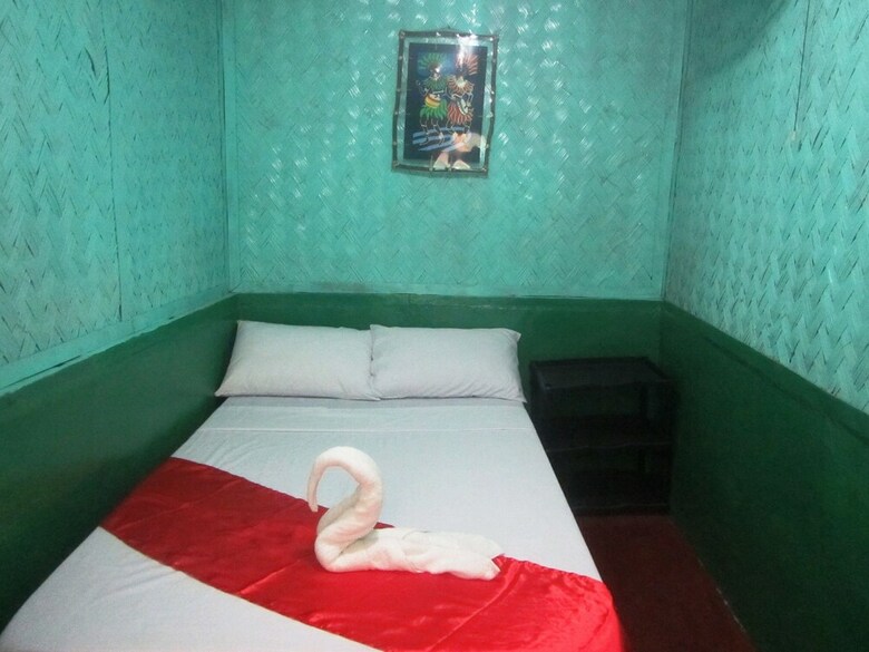 Hostal Coron Guapos Guesthouse