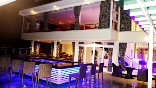 D Circle Hotel