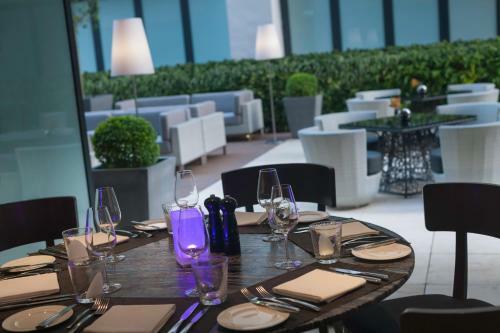 Gateway Hotel, Marco Polo