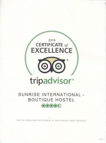 Hostal Sunrise International - Boutique Hostel