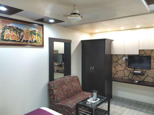 Hotel Jinendra Palace