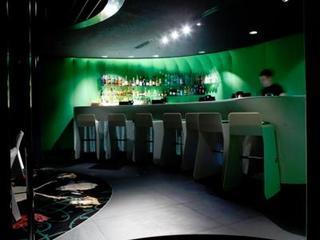 The Met Hotel
