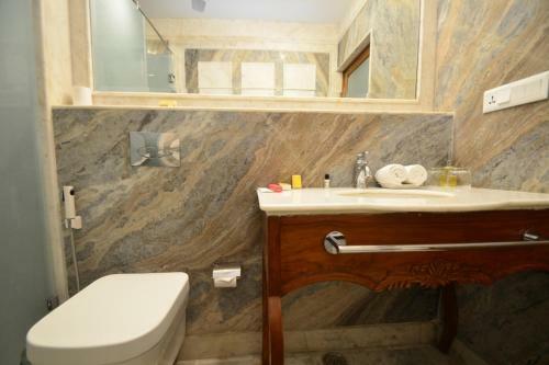 Hotel Kapish Smart-all Pure Veg