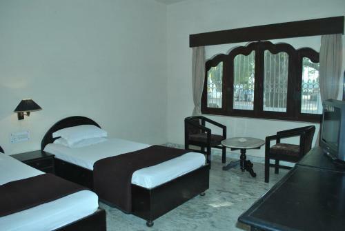 Hostal Hotel Marble Palace
