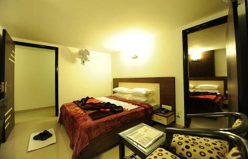 Hotel Hkj Residency