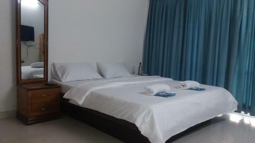 Hotel Bluebell Service Apartment, Amanora