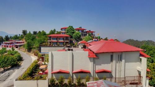 Hotel Ojaswi Himalayan Resort