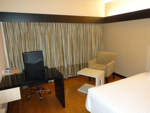 Hotel Green Park Hyderabad