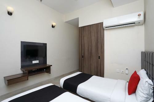 Hotel Oyo Premium Cantonment Jail Road