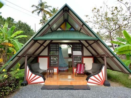 Hotel Kadaloram Beach Resort