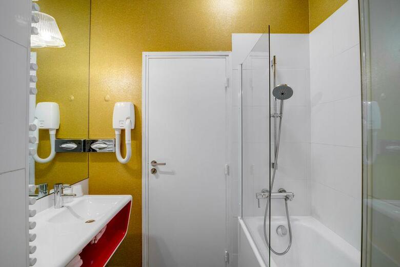 Joyce Hotel