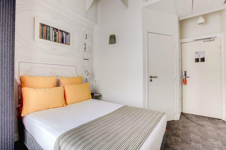 Joyce Hotel