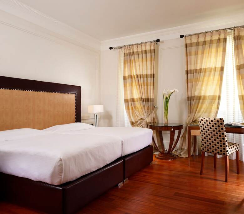 Hotel UNA Roma