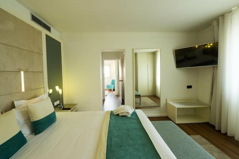 The One Grand Hotel Da P�voa