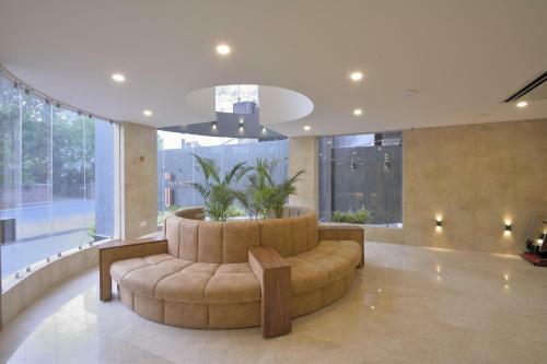 Urbane The Hotel