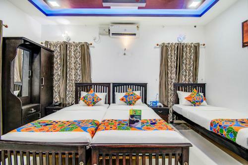 Fabhotel Kuwait Residency Kunnumpuram