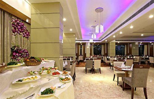 Hotel Regenta Central Jal Mahal, Jaipur