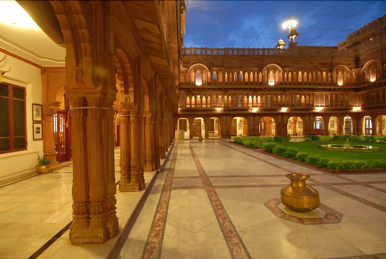 Hotel The Laxmi Niwas Palace